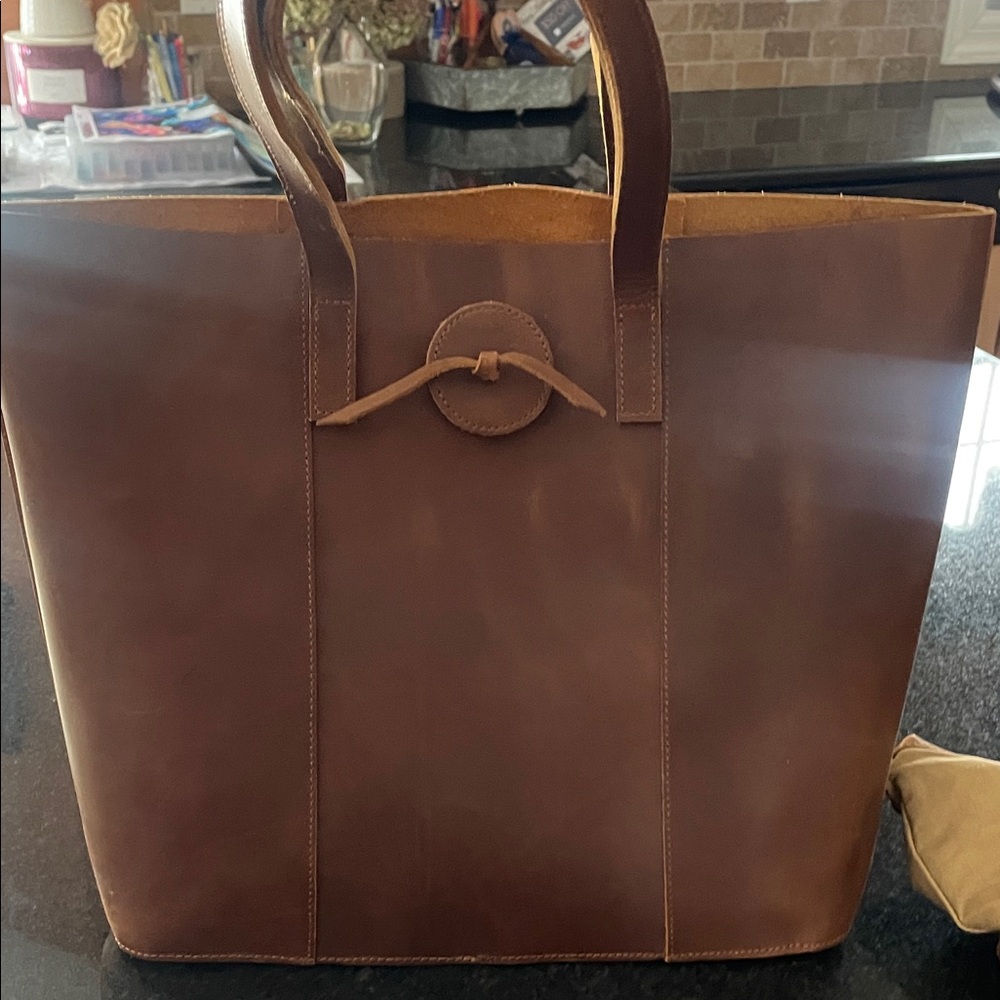 Elegant Brown Leather Tote Bag